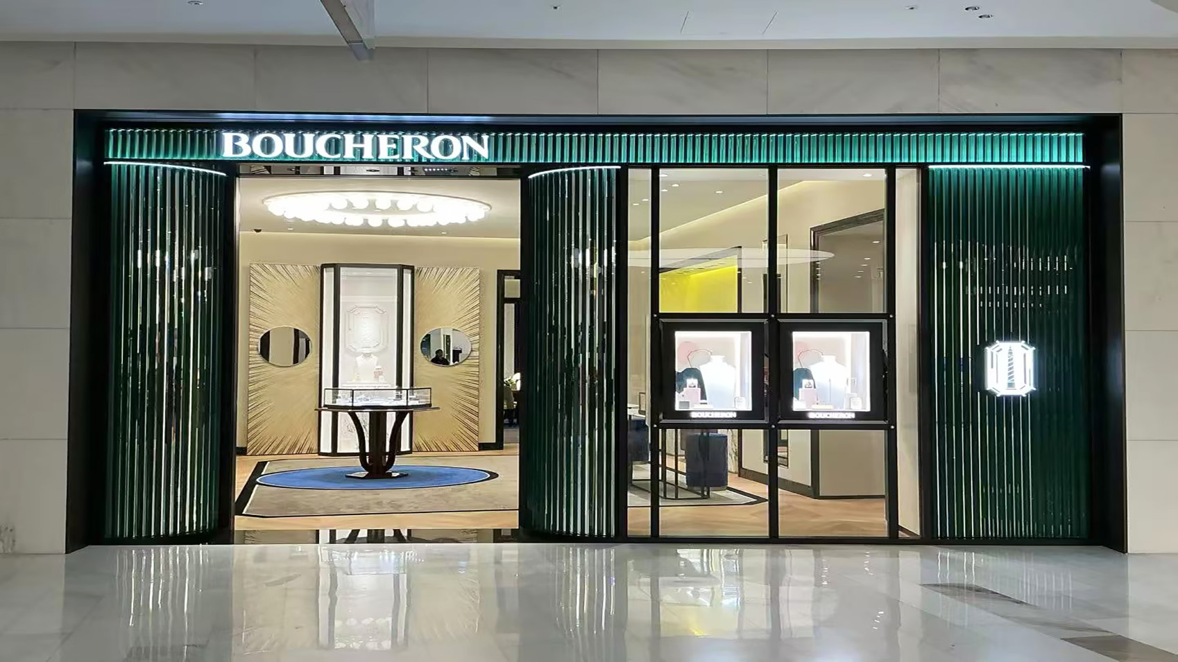 BOUCHERON